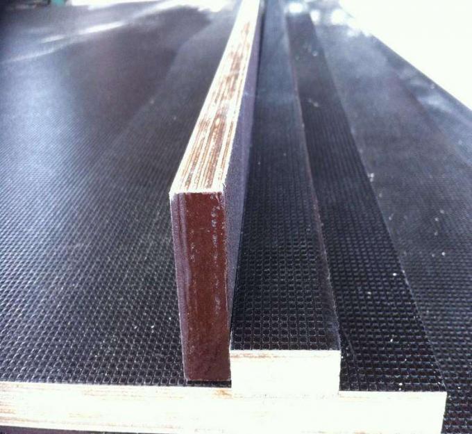 madeira compensada enfrentada fenólico antiderrapante grossa de 12mm com a imprensa quente do tempo dobro