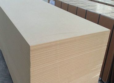 China Fibra de madeira placa laminada do MDF para a decoração 1220*2440mm da mobília da casa fábrica